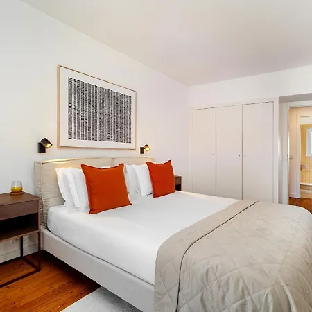 Whome Modern Flat In *